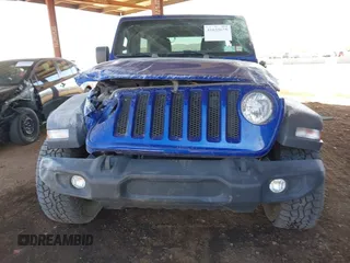 2020 Jeep Wrangler Unlimited Sport Altitude z VIN 1C4HJXDG4LW312551, wystawiony jako IAAI lot #41633675 z przebiegiem 60 097 mil mil oraz . Historia ofert i sprzedaży dostępna na DreamBid. Obrazek 13.