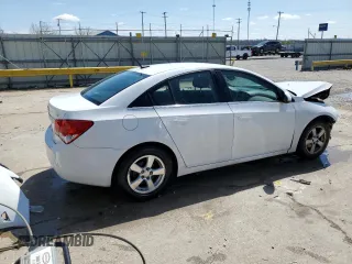 2014 Chevrolet Cruze 2LT with VIN 1G1PE5SB5E7403121, listed as a Copart auction lot 52585715 with 73,497 mi miles and Salvage title. Bid and sale history available at DreamBid. Image 3.