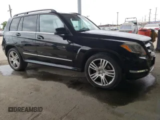 2015 Mercedes-Benz GLK 350 with VIN WDCGG5HB4FG419475, listed as a Copart auction lot 55968663 with 161,685 mi miles and . Bid and sale history available at DreamBid. Image 4.