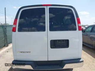 2020 Chevrolet Express Passenger LS с VIN 1GAZGNFG1L1240914, выставлен на аукционе IAAI как лот 42558334 с пробегом 38 750 миль миль и . История ставок и продаж доступна на DreamBid. Изображение 16.