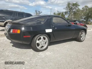 1980 Porsche 928 z VIN 92A0810156, wystawiony jako Copart lot #76952224 z przebiegiem 91 484 mil mil oraz Szkody całkowita. Historia ofert i sprzedaży dostępna na DreamBid. Obrazek 3.