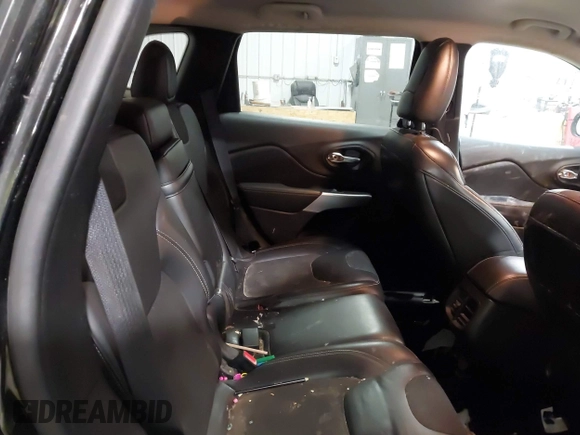 2018 Jeep Cherokee Latitude Plus with VIN 1C4PJMLB2JD531064, listed as a IAAI auction lot 41539824 with 197,548 mi miles. Bid and sale history available at carsss.com. Image 8.