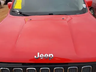 2017 Jeep Renegade Altitude with VIN ZACCJABB1HPF97308, listed as a IAAI auction lot 41768981 with 70,700 mi miles. Bid and sale history available at carsss.com. Image 10.