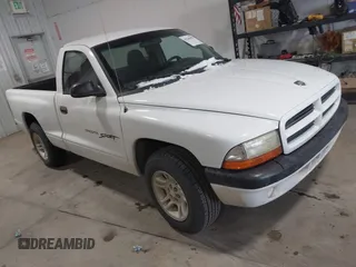 2001 Dodge Dakota with VIN 1B7FL26XX1S304511, listed as a IAAI auction lot 41246101 with 117,457 mi miles. Bid and sale history available at carsss.com. Image 1.