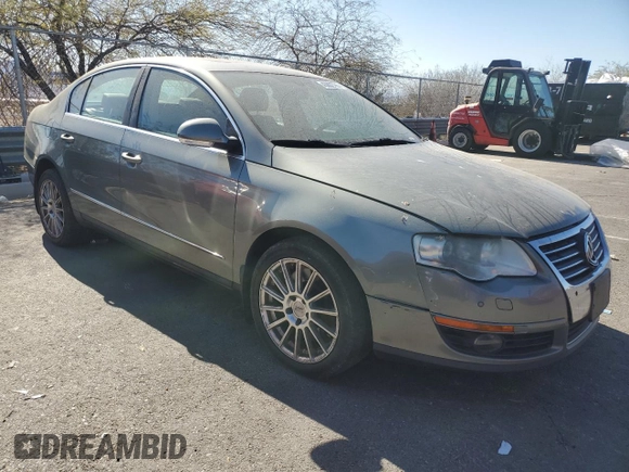 2006 Volkswagen Passat with VIN WVWFU73C86P144022, listed as a Copart auction lot 43802765 with 133,448 mi miles and Salvage title. Bid and sale history available at DreamBid. Image 4.