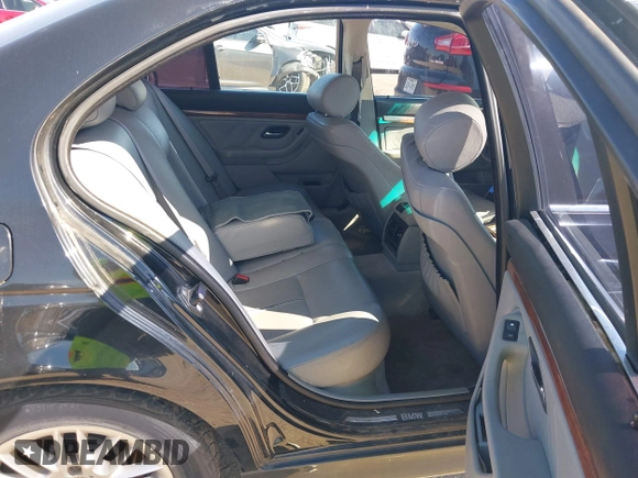 2001 BMW 5 Series 530iA with VIN WBADT634X1CF04145, listed as a IAAI auction lot 41651022 with 190,069 mi miles. Bid and sale history available at carsss.com. Image 8.