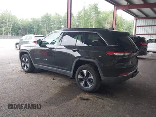 2024 Jeep Grand Cherokee with VIN 1C4RJYB65RC120893, listed as a IAAI auction lot 42603156 with 41,942 mi miles and . Bid and sale history available at DreamBid. Image 3.