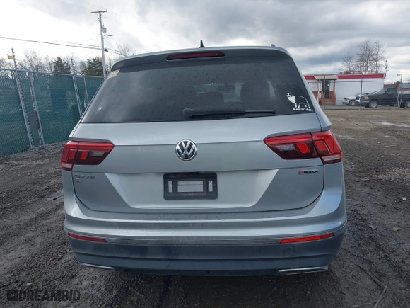 2020 Volkswagen Tiguan SE with VIN 3VV2B7AX2LM042731, listed as a IAAI auction lot 41645891 with 69,661 mi miles. Bid and sale history available at carsss.com. Image 16.