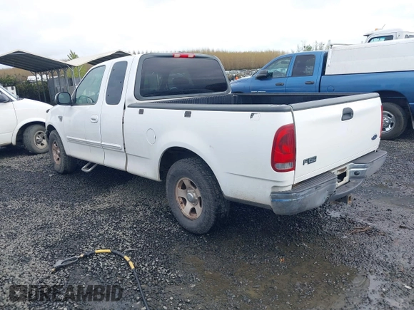 2002 Ford F-150 XL с VIN 1FTRX17W62NB90220, выставлен на аукционе IAAI как лот 42014299 с пробегом 219 264 миль миль и . История ставок и продаж доступна на DreamBid. Изображение 3.