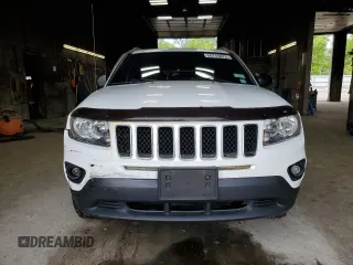 2016 Jeep Compass Sport with VIN 1C4NJDBB7GD627029, listed as a Copart auction lot 58745075 with 108,175 mi miles and Salvage title. Bid and sale history available at DreamBid. Image 5.