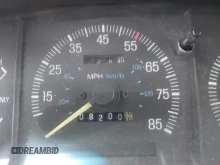 1989 Ford Bronco XL z VIN 1FMEU15NXKLA14330, wystawiony jako IAAI lot #42429531 z przebiegiem 82 009 mil mil oraz . Historia ofert i sprzedaży dostępna na DreamBid. Obrazek 7.