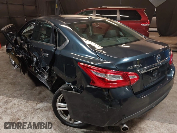 2016 Nissan Altima SL with VIN 1N4BL3AP6GC152571, listed as a IAAI auction lot 42355521 with 48,755 mi miles and . Bid and sale history available at DreamBid. Image 3.