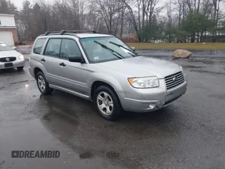 2007 Subaru Forester X with VIN JF1SG63627H727018, listed as a IAAI auction lot 41939756 with 92,904 mi miles. Bid and sale history available at carsss.com. Image 1.