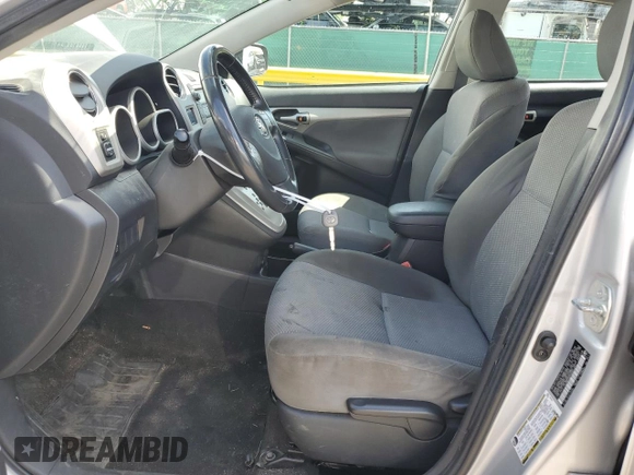 2009 Toyota Matrix S z VIN 2T1KE40E79C016082, wystawiony jako Copart lot #48547515 z przebiegiem 169 592 mil mil oraz Szkoda całkowita • Salvage title. Historia ofert i sprzedaży dostępna na DreamBid. Obrazek 7.