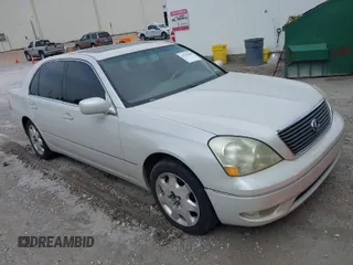2001 Lexus LS 430 with VIN JTHBN30F110019995, listed as a IAAI auction lot 41940458 with 240,466 mi miles. Bid and sale history available at carsss.com. Image 1.