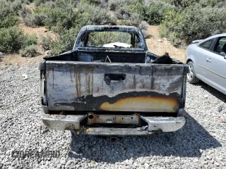 2005 Chevrolet Colorado LS Z71 z VIN 1GCDT196958230165, wystawiony jako Copart lot #54505655 z przebiegiem Nie podano mil oraz Nie do naprawy • Non repairable. Historia ofert i sprzedaży dostępna na DreamBid. Obrazek 6.