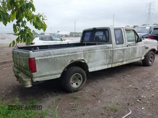 1992 Ford F-150 with VIN 1FTEX15Y2NKB09237, listed as a IAAI auction lot 42654726 with 260,150 mi miles and . Bid and sale history available at DreamBid. Image 4.