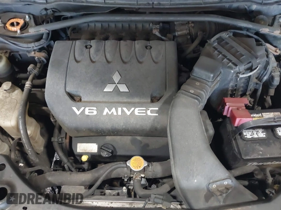 2007 Mitsubishi Outlander XLS z VIN JA4MT41X87Z001991, wystawiony jako IAAI lot #42200951 z przebiegiem 202 866 mil mil oraz . Historia ofert i sprzedaży dostępna na DreamBid. Obrazek 10.