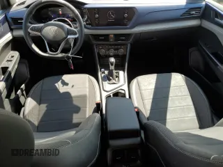 2024 Volkswagen Taos SE z VIN 3VVSX7B20RM012706, wystawiony jako Copart lot #55919195 z przebiegiem 47 610 mil mil oraz Tytuł czysty. Historia ofert i sprzedaży dostępna na DreamBid. Obrazek 8.