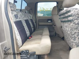 2004 Ford F-150 XLT z VIN 1FTPW145X4KA58345, wystawiony jako IAAI lot #42522422 z przebiegiem Nie podano mil oraz . Historia ofert i sprzedaży dostępna na DreamBid. Obrazek 8.
