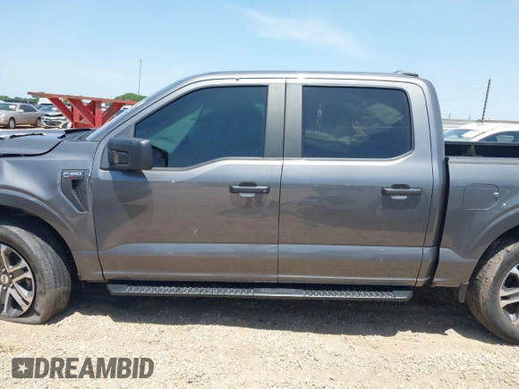 2021 Ford F-150 XL with VIN 1FTEW1CP2MKF04739, listed as a IAAI auction lot 42264990 with 87,711 mi miles and . Bid and sale history available at DreamBid. Image 14.
