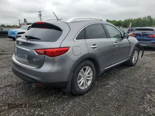 2017 Infiniti QX70 z VIN JN8CS1MW9HM416018, wystawiony jako Copart lot #60274225 z przebiegiem 45 125 mil mil oraz Szkoda całkowita • Salvage title. Historia ofert i sprzedaży dostępna na DreamBid. Obrazek 3.