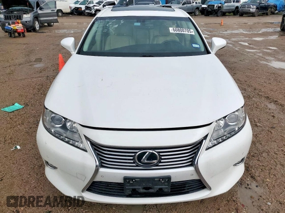 2014 Lexus ES 330 with VIN JTHBK1GG5E2113674, listed as a Copart auction lot 60800705 with 125,456 mi miles and Salvage title. Bid and sale history available at DreamBid. Image 5.