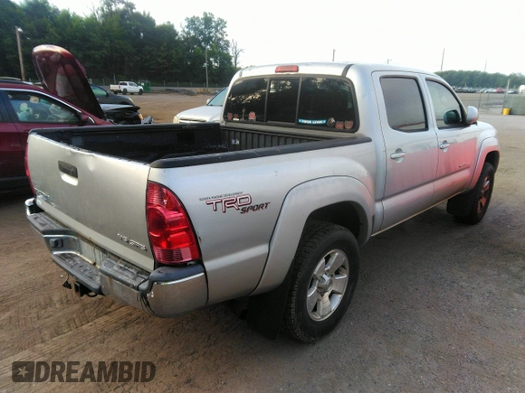 2005 Toyota Tacoma PreRunner with VIN 5TEJU62N95Z006939, listed as a IAAI auction lot 42669103 with 238,169 mi miles and . Bid and sale history available at DreamBid. Image 4.