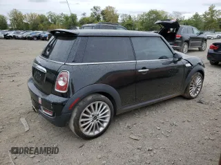 2012 MINI Hardtop S with VIN WMWSV3C58CT386573, listed as a Copart auction lot 61145045 with 35,714 mi miles and Non repairable. Bid and sale history available at DreamBid. Image 3.