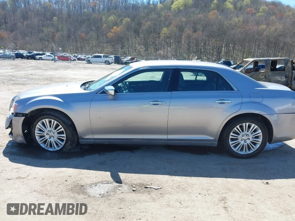 2014 Chrysler 300 C with VIN 2C3CCAKG6EH379114, listed as a IAAI auction lot 41992957 with 151,949 mi miles and . Bid and sale history available at carsss.com. Image 15.