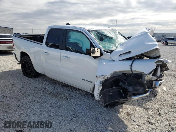 2022 Ram 1500 Big Horn z VIN 1C6RREBG8NN273970, wystawiony jako Copart lot #88903735 z przebiegiem Nie podano mil oraz Czysty tytuł • Clean title. Historia ofert i sprzedaży dostępna na DreamBid. Obrazek 4.