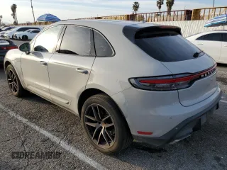 2022 Porsche Macan with VIN WP1AA2A53NLB09015, listed as a Copart auction lot 44997085 with 13,999 mi miles and Salvage title. Bid and sale history available at DreamBid. Image 2.