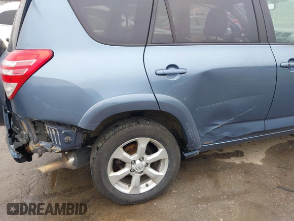 2010 Toyota RAV4 Limited z VIN 2T3DF4DVXAW046218, wystawiony jako IAAI lot #41973168 z przebiegiem 139 085 mil mil oraz . Historia ofert i sprzedaży dostępna na DreamBid. Obrazek 6.