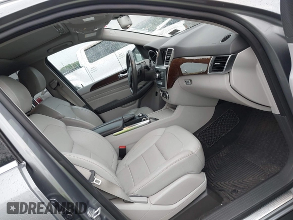 2013 Mercedes-Benz M 350 with VIN 4JGDA5HB9DA154879, listed as a IAAI auction lot 42646238 with 123,344 mi miles and . Bid and sale history available at DreamBid. Image 5.