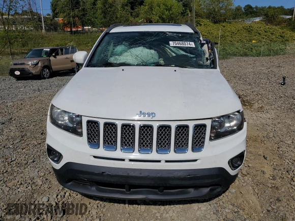 2016 Jeep Compass High Altitude with VIN 1C4NJDEB0GD546630, listed as a Copart auction lot 42292225 with Not provided miles and Salvage title. Bid and sale history available at DreamBid. Image 5.