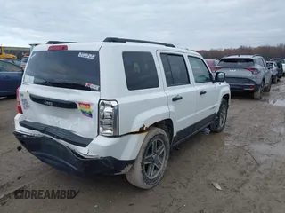 2014 Jeep Patriot Sport with VIN 1C4NJPBA1ED798347, listed as a IAAI auction lot 41902508 with 133,138 mi miles. Bid and sale history available at carsss.com. Image 4.