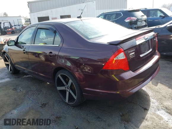 2011 Ford Fusion SEL with VIN 3FAHP0JA2BR295682, listed as a IAAI auction lot 41797768 with 275,330 mi miles. Bid and sale history available at carsss.com. Image 3.