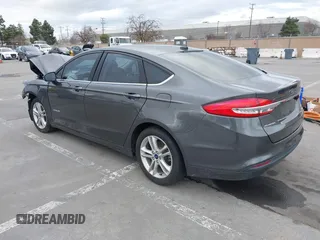 2018 Ford Fusion SE z VIN 3FA6P0LU8JR195096, wystawiony jako IAAI lot #41494088 z przebiegiem 114 007 mil mil oraz . Historia ofert i sprzedaży dostępna na DreamBid. Obrazek 3.