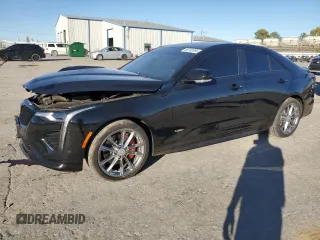 2022 Cadillac CT4-V z VIN 1G6DH5RL4N0115392, wystawiony jako Copart lot #80782094 z przebiegiem 16 567 mil mil oraz Szkody całkowita. Historia ofert i sprzedaży dostępna na DreamBid. Obrazek 1.