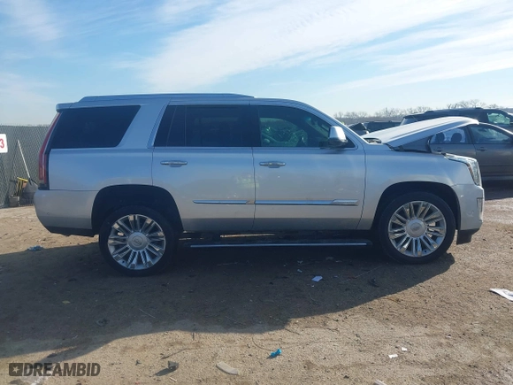2018 Cadillac Escalade Platinum with VIN 1GYS4DKJXJR221798, listed as a IAAI auction lot 41304619 with 108,281 mi miles. Bid and sale history available at carsss.com. Image 13.