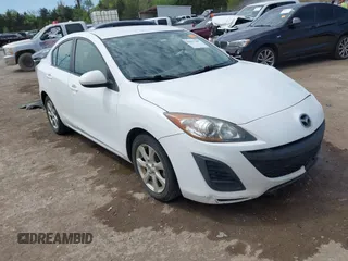 2011 Mazda 3 i Touring with VIN JM1BL1VF2B1902424, listed as a IAAI auction lot 42031445 with 184,220 mi miles and . Bid and sale history available at carsss.com. Image 1.