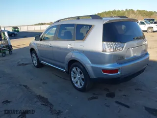 2010 Mitsubishi Outlander SE with VIN JA4AS3AW4AZ009939, listed as a IAAI auction lot 41689188 with 144,480 mi miles. Bid and sale history available at carsss.com. Image 3.