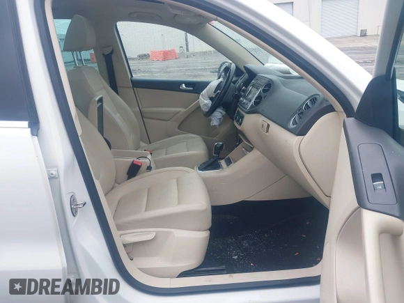 2012 Volkswagen Tiguan SEL with VIN WVGAV7AX0CW507942, listed as a IAAI auction lot 41854498 with 177,117 mi miles and . Bid and sale history available at DreamBid. Image 5.