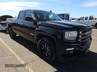 2018 GMC Sierra 1500 SLE z VIN 1GTV2MEC7JZ355593, wystawiony jako IAAI lot #42575783 z przebiegiem 172 588 mil mil oraz . Historia ofert i sprzedaży dostępna na DreamBid. Obrazek 4.
