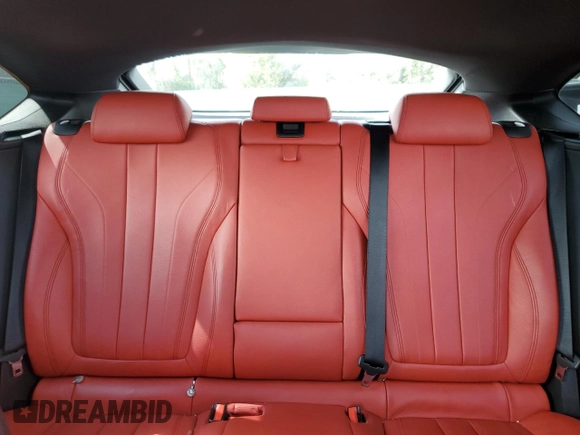 2016 BMW X6 xDrive50i with VIN 5UXKU6C50G0R33915, listed as a Copart auction lot 42183104 with 121,075 mi miles and . Bid and sale history available at DreamBid. Image 10.