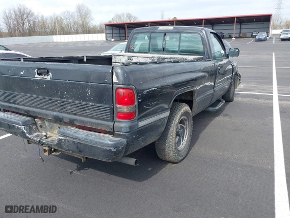 1995 Dodge Ram 1500 with VIN 1B7HC16Y5SS133227, listed as a IAAI auction lot 41853447 with 272,391 mi miles. Bid and sale history available at carsss.com. Image 4.