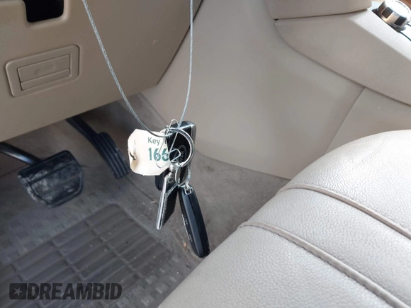 2013 Land Rover LR4 HSE with VIN SALAG2D46DA688409, listed as a IAAI auction lot 42220645 with 156,502 mi miles and . Bid and sale history available at DreamBid. Image 11.