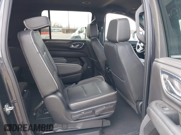 2022 Chevrolet Suburban Premier with VIN 1GNSKFKD5NR293216, listed as a IAAI auction lot 41778432 with 76,471 mi miles. Bid and sale history available at carsss.com. Image 8.