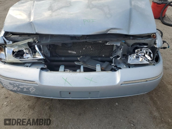 2004 Mercury Grand Marquis GS z VIN 2MEFM74W84X607050, wystawiony jako Copart lot #52303045 z przebiegiem 194 215 mil mil oraz Szkoda całkowita • Salvage title. Historia ofert i sprzedaży dostępna na DreamBid. Obrazek 11.