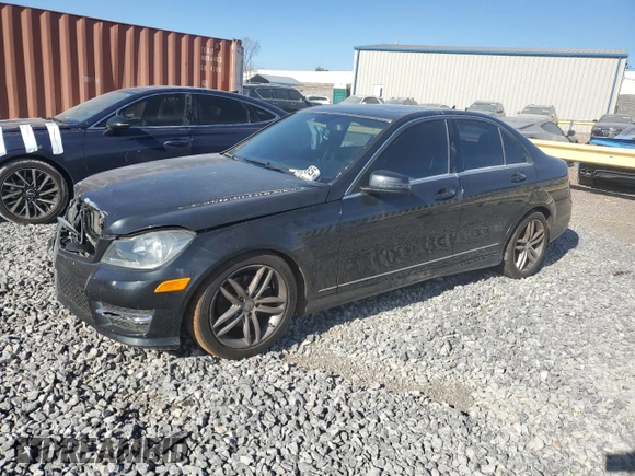 2012 Mercedes-Benz C 300 Sport with VIN WDDGF8BB0CR199261, listed as a Copart auction lot 46902915 with 105,329 mi miles and Salvage title. Bid and sale history available at DreamBid. Image 1.